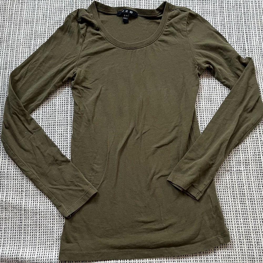 U2B Khaki Green Long Sleeve Tee Size Small